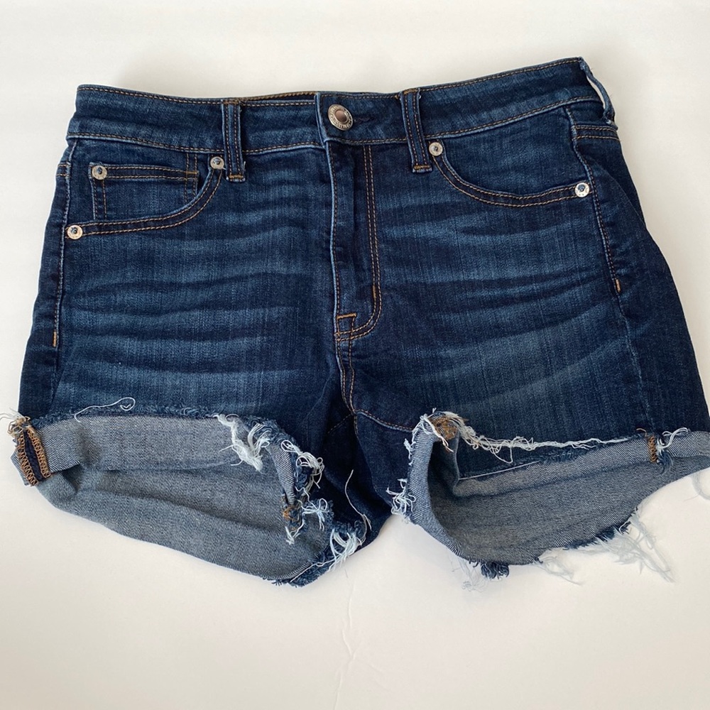 American Eagle outfitters dark wash high-rise Shortie denim shorts